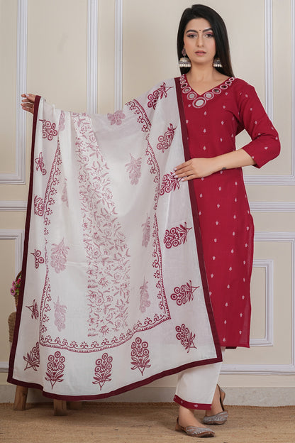 Maroon Cotton Kurta Set with Printed Dupatta & White Pants