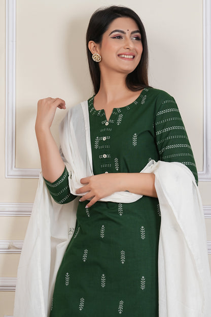 Tavajju Green Printed Cotton Yard Three-Piece Set | Kurta, Bottom & Dupatta