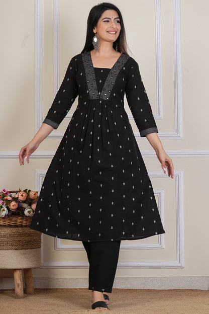 Tavajju Black Yarn-Dyed Cotton Kurta Pant Set