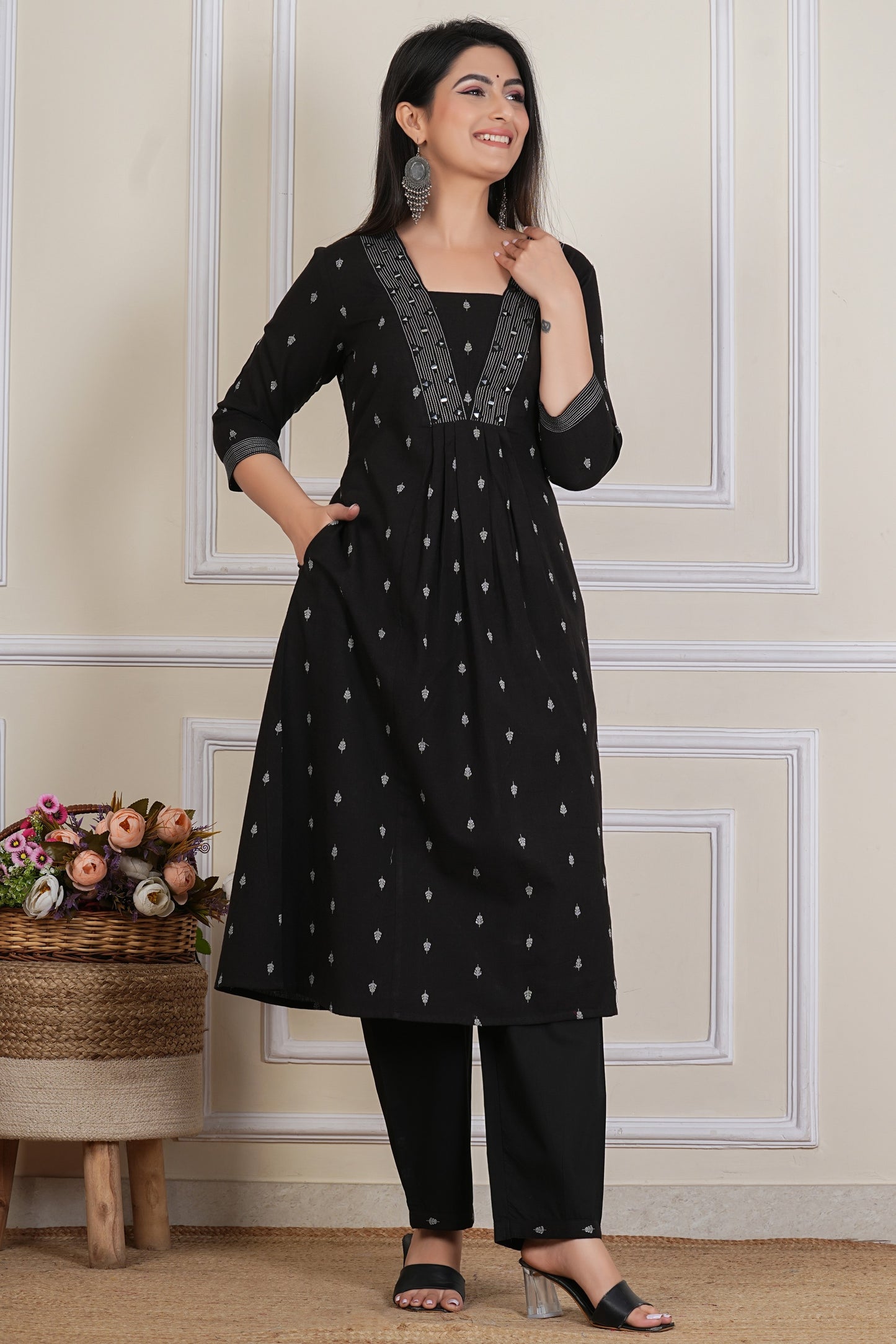Tavajju Black Yarn-Dyed Cotton Kurta Pant Set