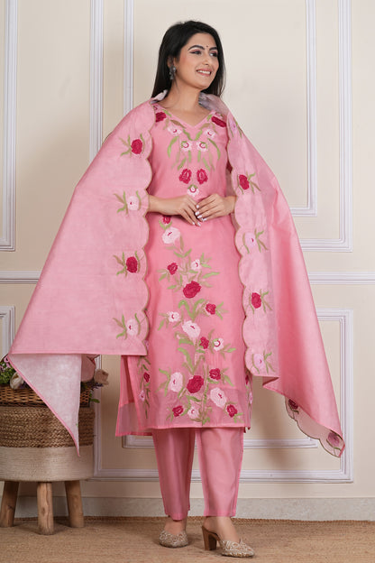 Tavajju | Blush Pink Chanderi Kurta Set with Floral Embroidery & Solid Dupatta