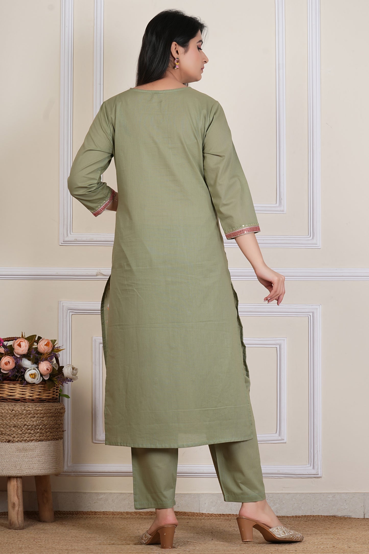 Tavajju | Olive Green Embroidered Straight Kurta Set with Pants